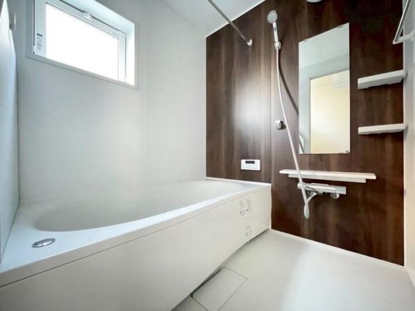 小平市小川町1丁目の新築戸建　ラスト1棟 浴室