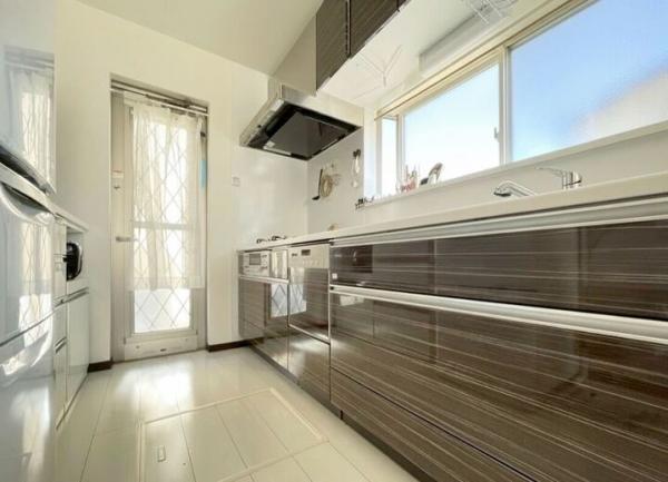 東大和市狭山5丁目の戸建 キッチン