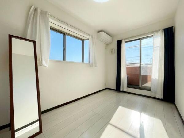 東大和市狭山5丁目の戸建 洋室