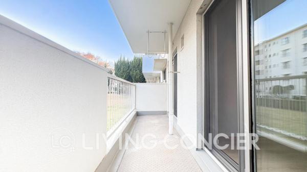 船橋市夏見台住宅 バルコニー