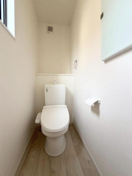 小金井市東町1丁目の新築戸建　全2棟 トイレ