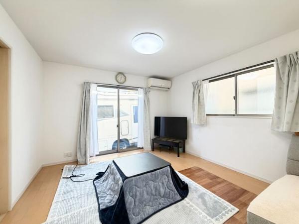 小平市小川町1丁目の戸建 リビング