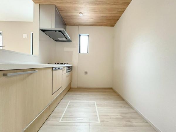 小平市中島町の新築戸建 キッチン