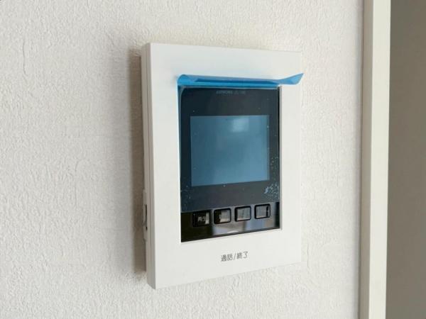 小平市中島町の新築戸建 TVモニター付きインターフォン