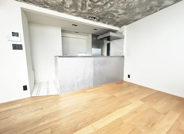 杉並区和泉4丁目 中古戸建 リビング