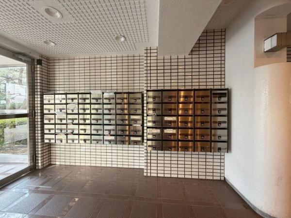 サンヴェール久米川 郵便受け