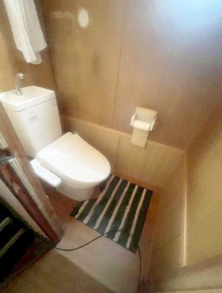 台東区橋場1丁目　中古戸建 トイレ