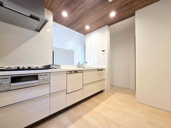 国分寺市本多3丁目の新築戸建　ラスト1棟 キッチン