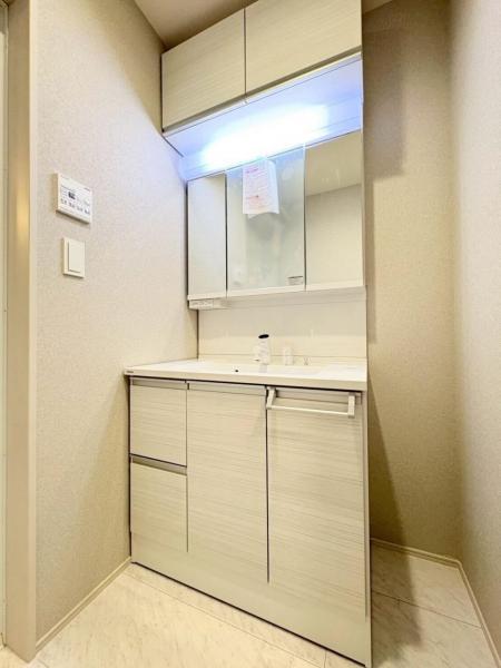 国分寺市本多3丁目の新築戸建　ラスト1棟 洗面化粧台