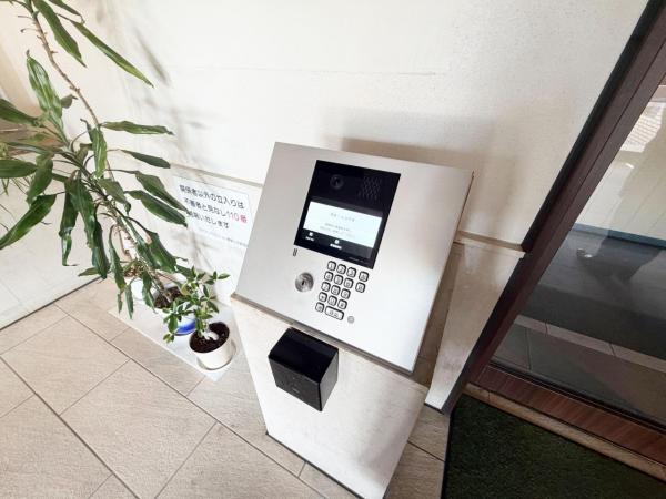 ライオンズマンション東新小岩 エントランスホール