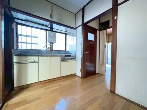 東久留米市神宝町1丁目の戸建 ダイニングキッチン