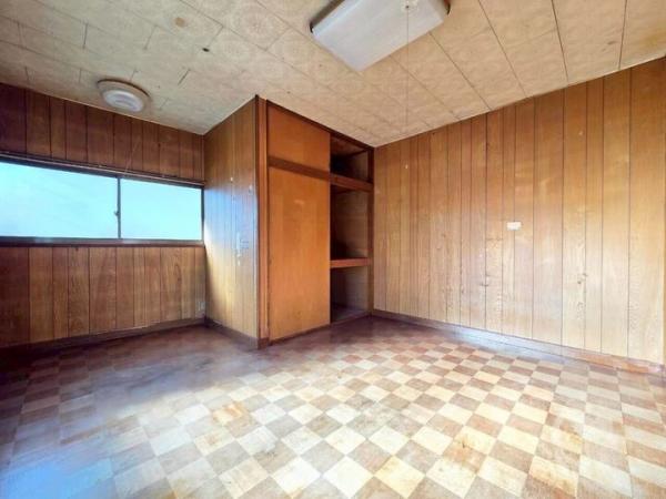 東久留米市神宝町1丁目の戸建 洋室