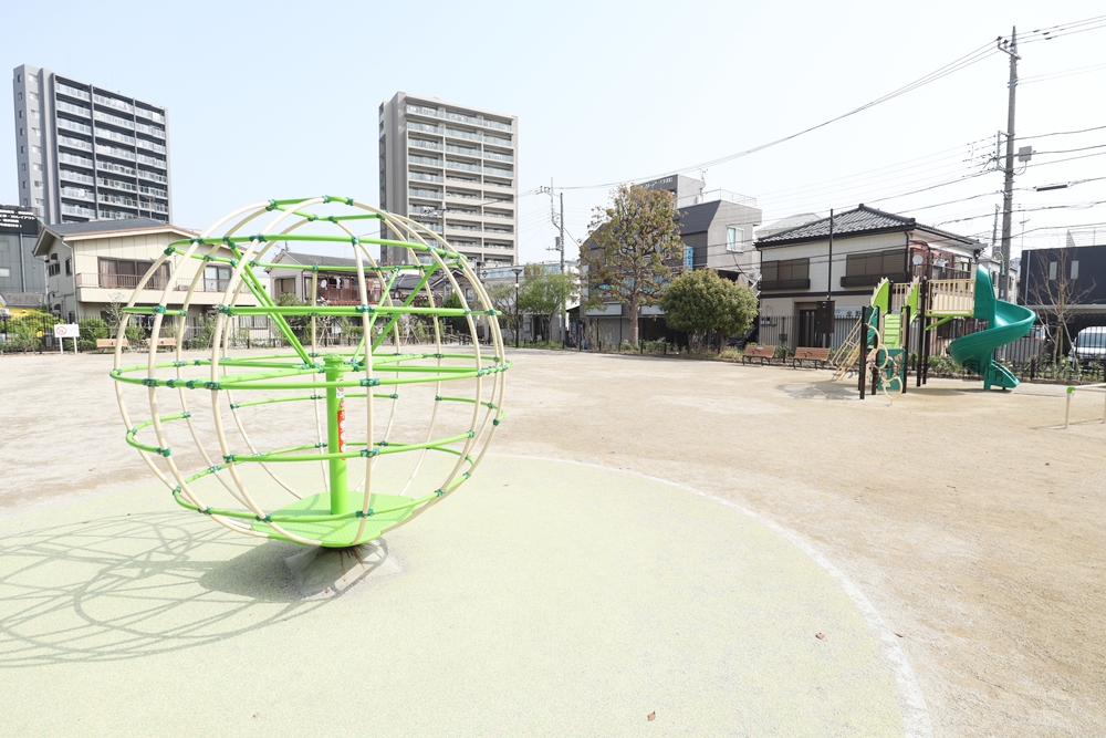 東新小岩8丁目　中古戸建 前面道路含む現地写真