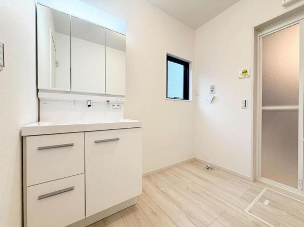 東村山市萩山町2丁目の新築戸建　全2棟 洗面化粧台