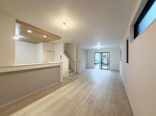 東村山市萩山町2丁目の新築戸建　全2棟 リビングダイニング