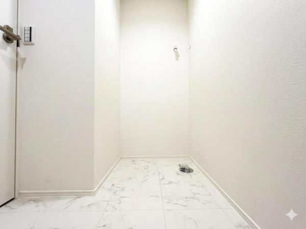 江戸川区下篠崎町 新築戸建 ランドリースペース