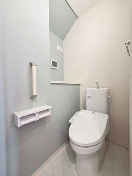 小金井市貫井南町1丁目の戸建 トイレ
