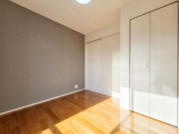 小金井市貫井南町1丁目の戸建 洋室