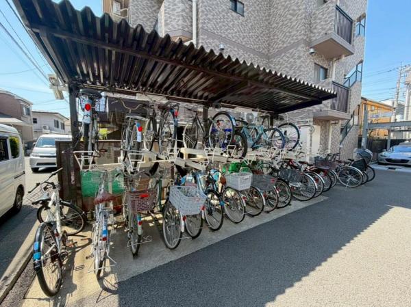ライオンズマンション国分寺第６ 駐輪場