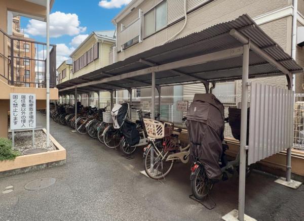 ライオンズマンション小平栄町 駐輪場