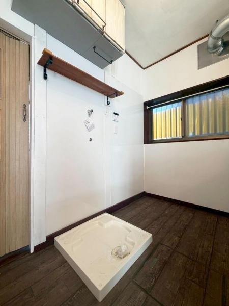 小平市小川東町の戸建 ランドリースペース