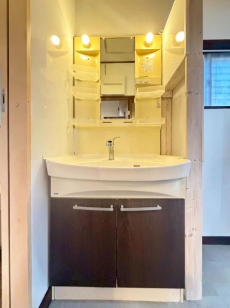 小平市小川東町の戸建 洗面化粧台