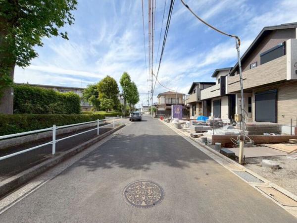 東村山市野口町2丁目の新築戸建　ラスト1棟 前面道路含む現地写真