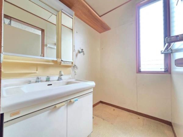 東村山市萩山町1丁目の戸建 洗面化粧台