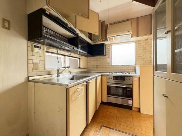 東村山市萩山町1丁目の戸建 キッチン