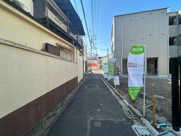 荒川区西尾久2丁目 建築条件付 売地 前面道路含む現地写真