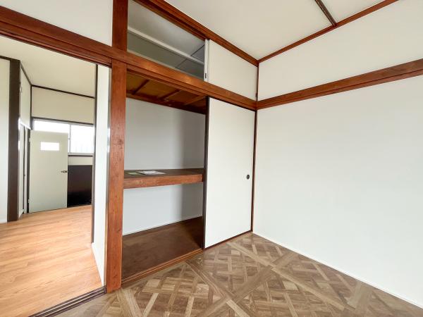 府中市小柳町1丁目　アパート 収納