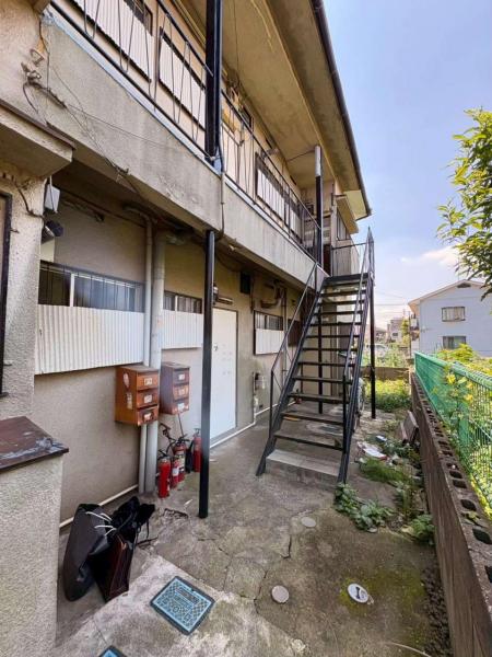 府中市小柳町1丁目　アパート (現況)外観写真