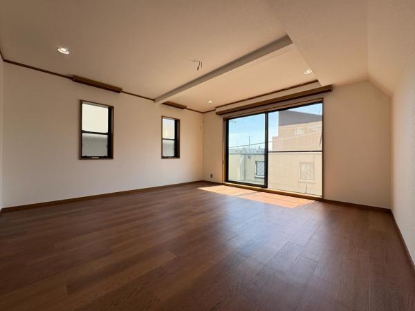 豊島区高松2丁目 中古戸建 リビング