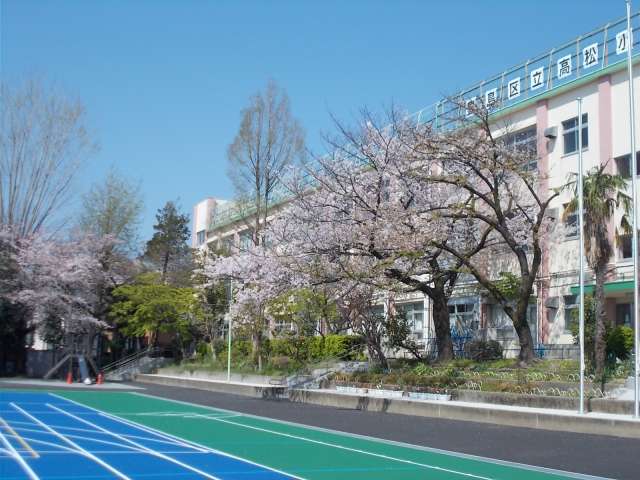 豊島区高松2丁目 中古戸建 発電・温水設備(共用部)