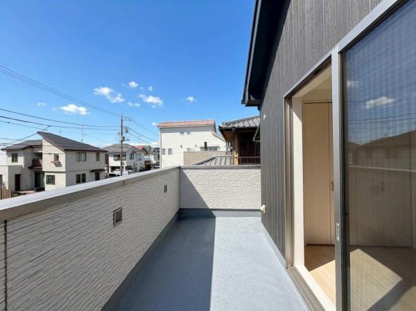 東大和市中央4丁目の戸建 バルコニー