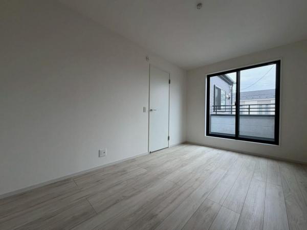 東村山市恩多町3丁目の新築戸建　残2棟 洋室