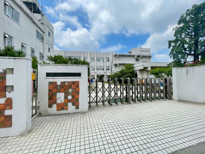 国分寺市西町5丁目の新築戸建 発電・温水設備(専用部)