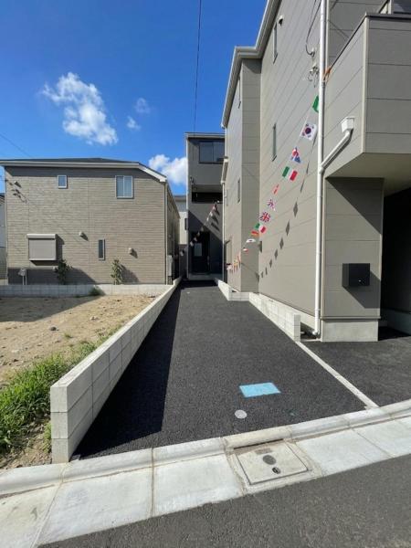 西一之江3丁目　新築戸建ー全3棟－ 駐車場