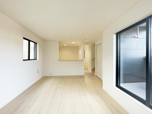 西一之江3丁目　新築戸建ー全3棟－ リビングダイニング
