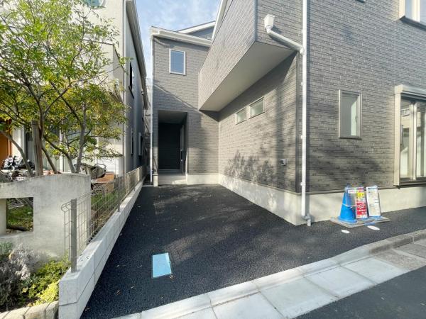 西一之江3丁目　新築戸建ー全3棟－ 駐車場