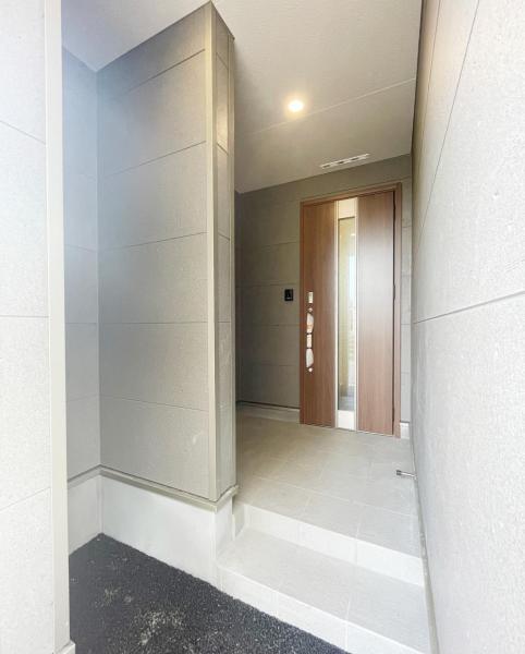 西一之江3丁目　新築戸建ー全3棟－ 玄関