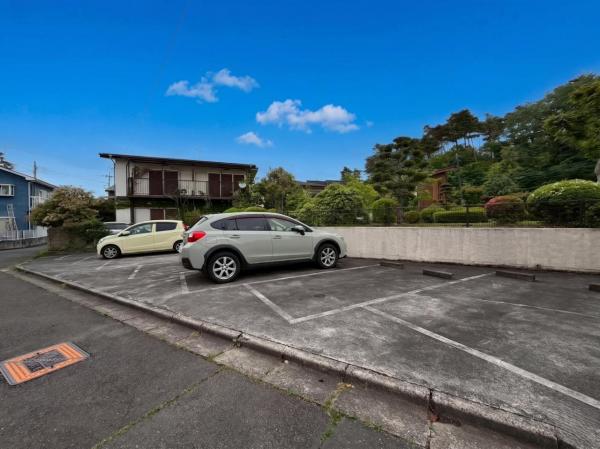 東大和マンション 敷地内駐車場
