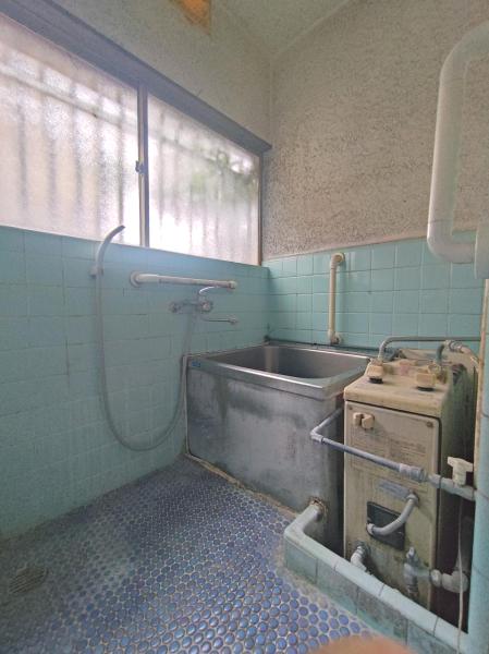 松戸市栄町8丁目　中古戸建 浴室