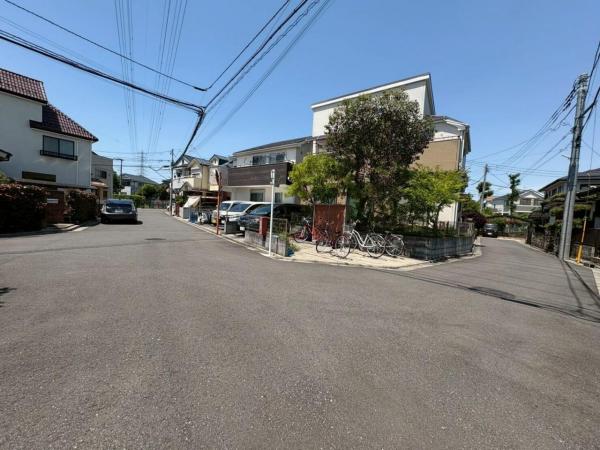 小平市栄町3丁目の土地 前面道路含む現地写真