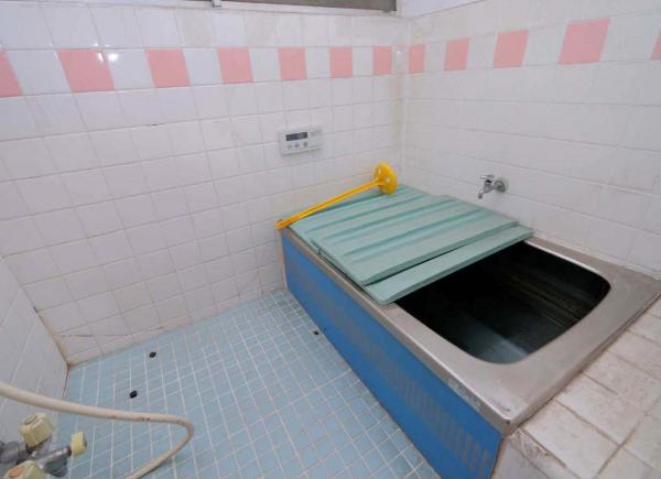 越谷市下間久里　中古戸建 浴室