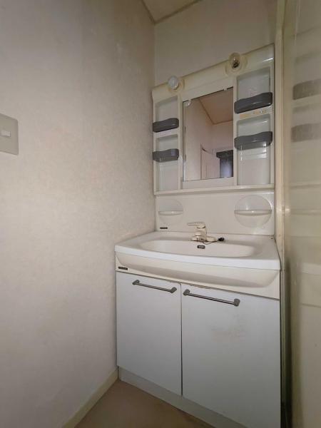 南馬込6丁目　中古戸建 洗面化粧台