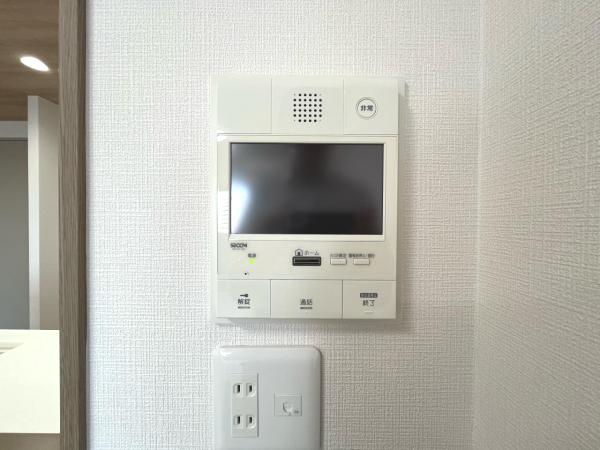 ベルヴィータ小岩 TVモニター付きインターフォン