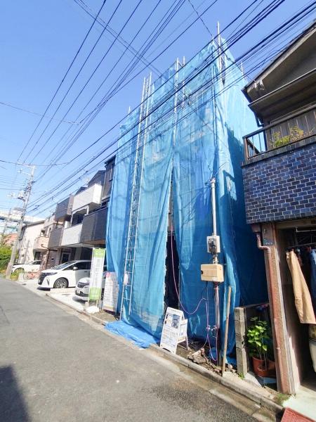 大島8丁目　新築戸建 前面道路含む現地写真