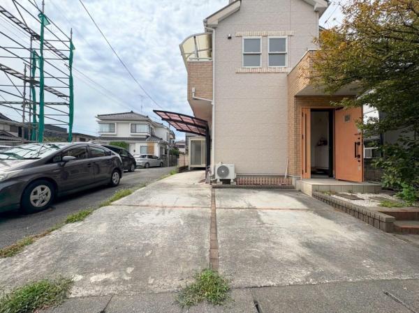 東村山市諏訪町1丁目の戸建 駐車場