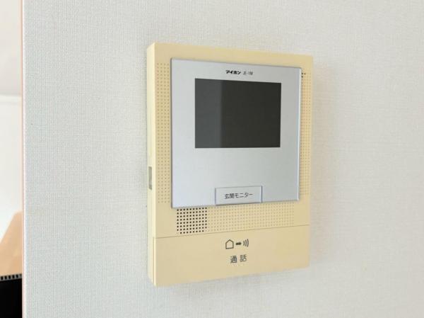 東村山市諏訪町1丁目の戸建 TVモニター付きインターフォン